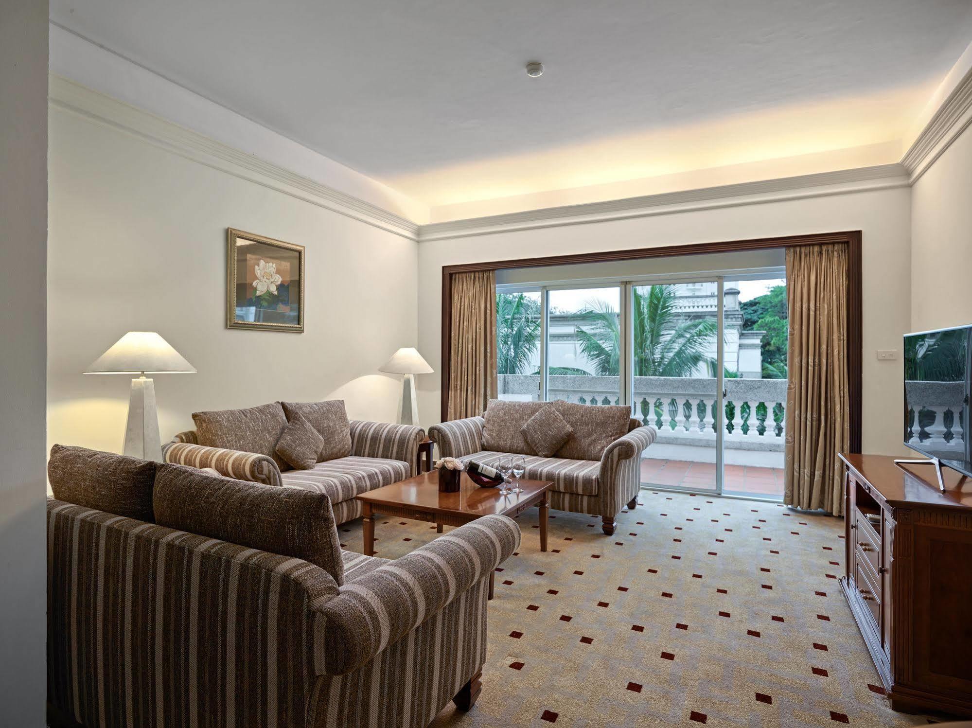 Royal Villas Halong Ha Long Exteriör bild