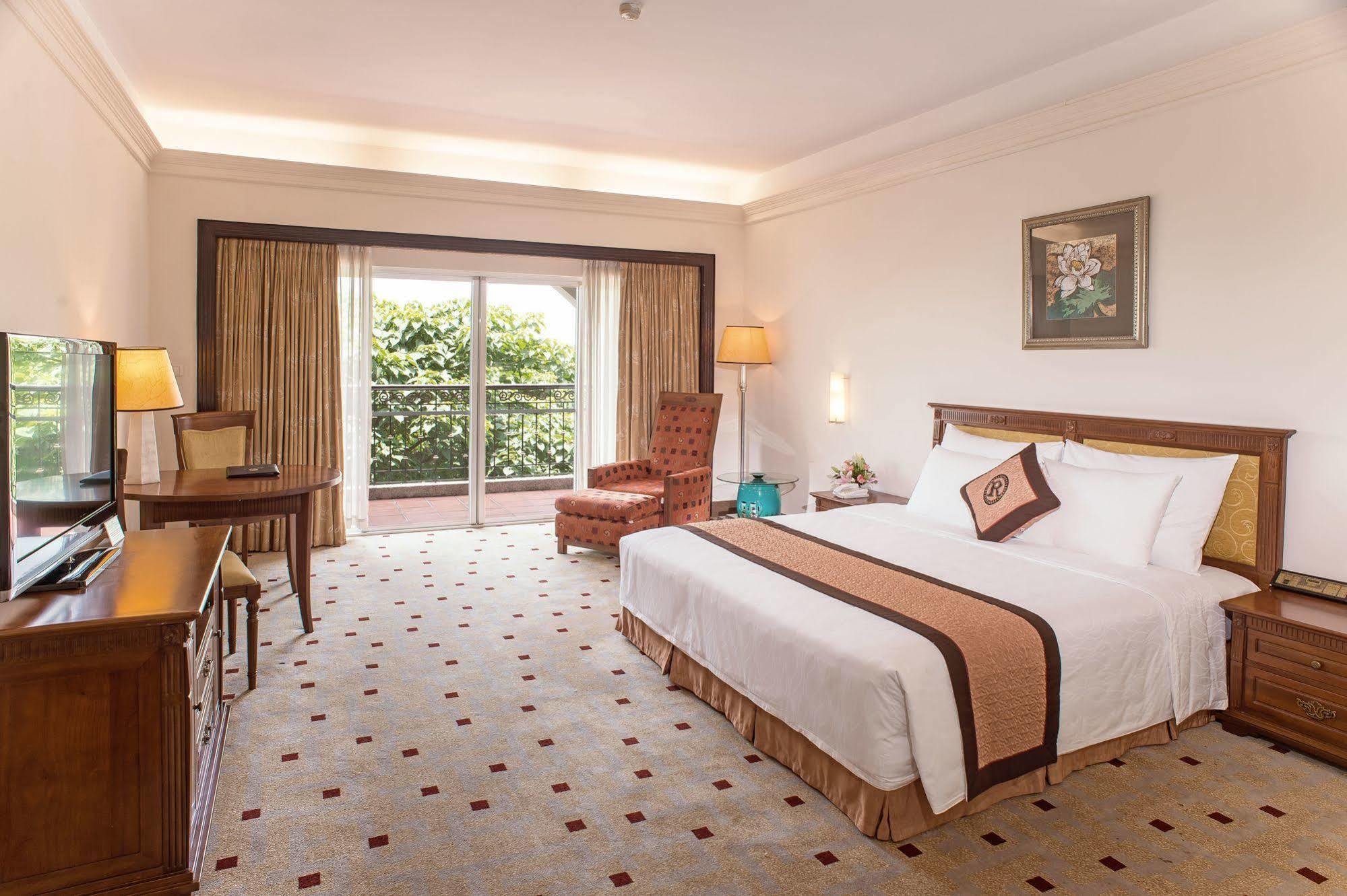 Royal Villas Halong Ha Long Exteriör bild