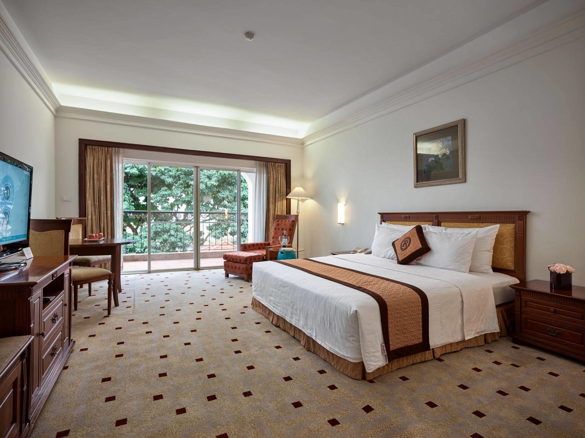 Royal Villas Halong Ha Long Exteriör bild